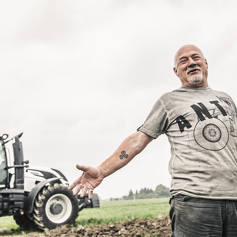 Valtra happy tractor owner
